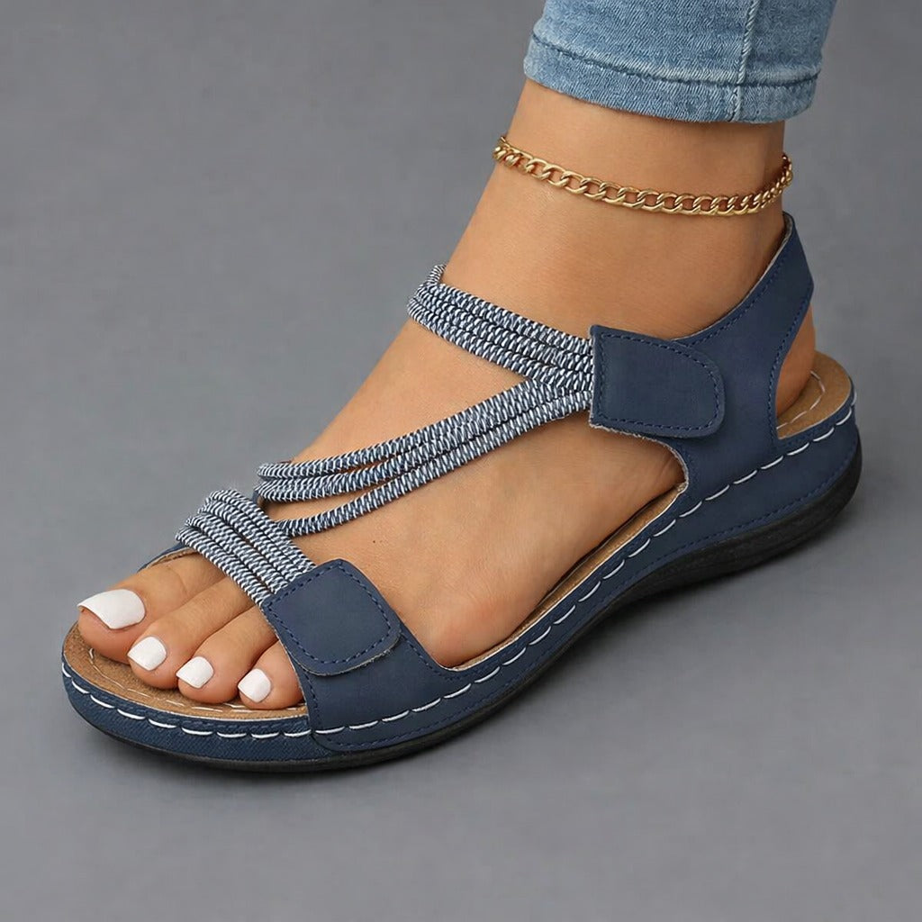 Alana – Sandale compensée, design tressé élégant et confort optimal