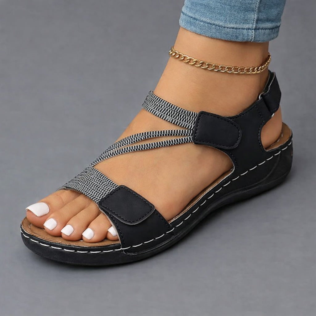 Alana – Sandale compensée, design tressé élégant et confort optimal